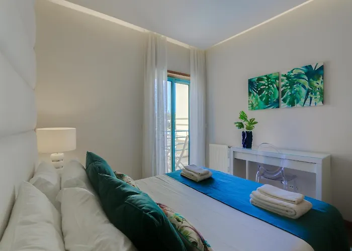 Luxury 1 Bedroom Apartment, Marina De * 알부페이라