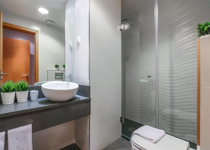 Luxury 1 Bedroom Apartment, Marina De 아파트