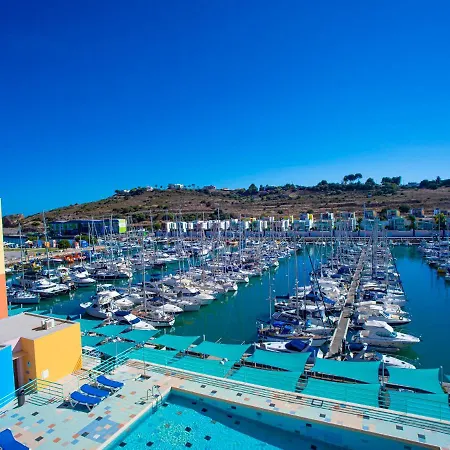 Luxury 1 Bedroom Apartment, Marina De Lejlighed *
