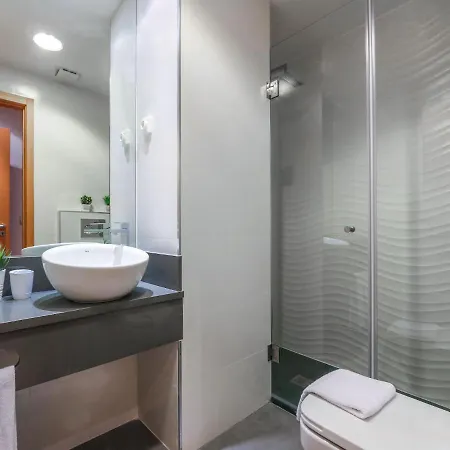 Luxury 1 Bedroom Apartment, Marina De アパート